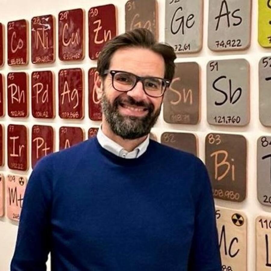 Prof. Vito Gallo