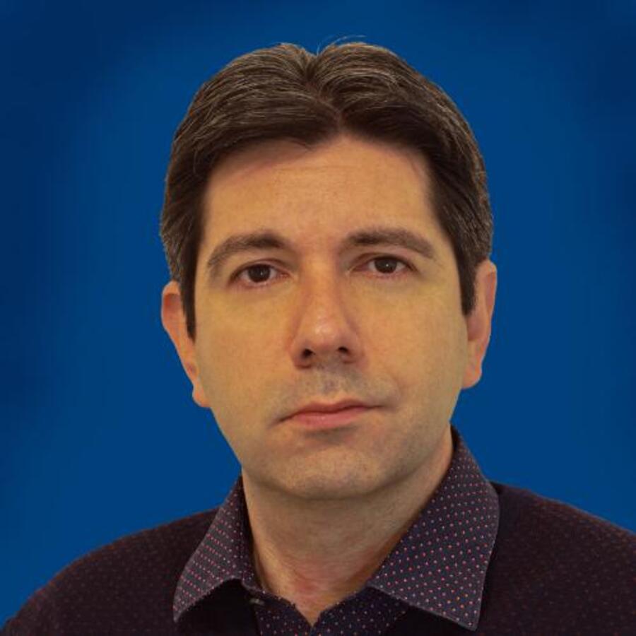 Prof. Paolo Oliveri